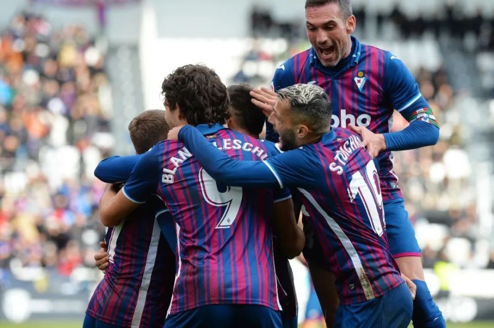 种鱼竿紧绷 种鱼竿紧绷