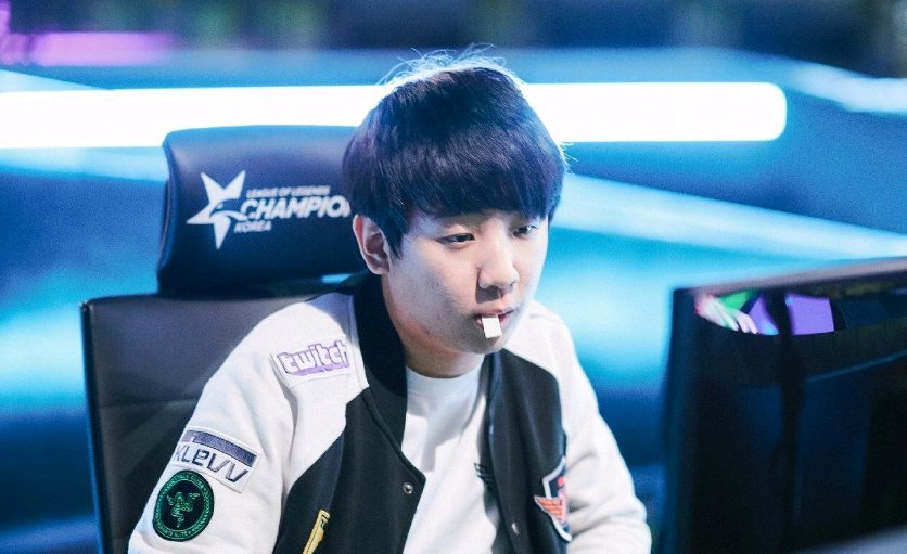 晋级半决赛 晋级半决赛