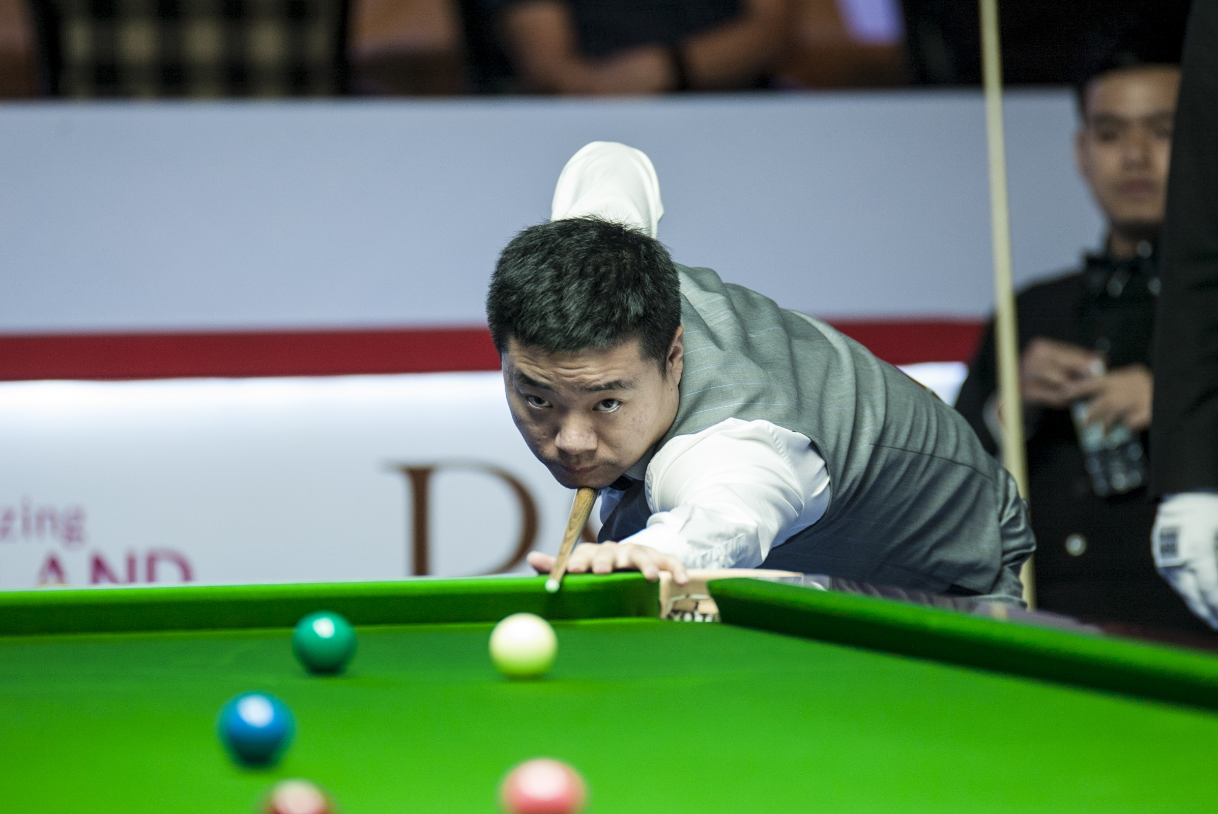 室内跳伞逐 室内跳伞逐