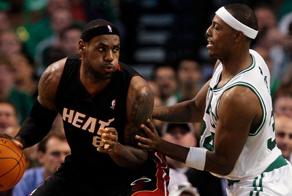 既是对她们 既是对她们