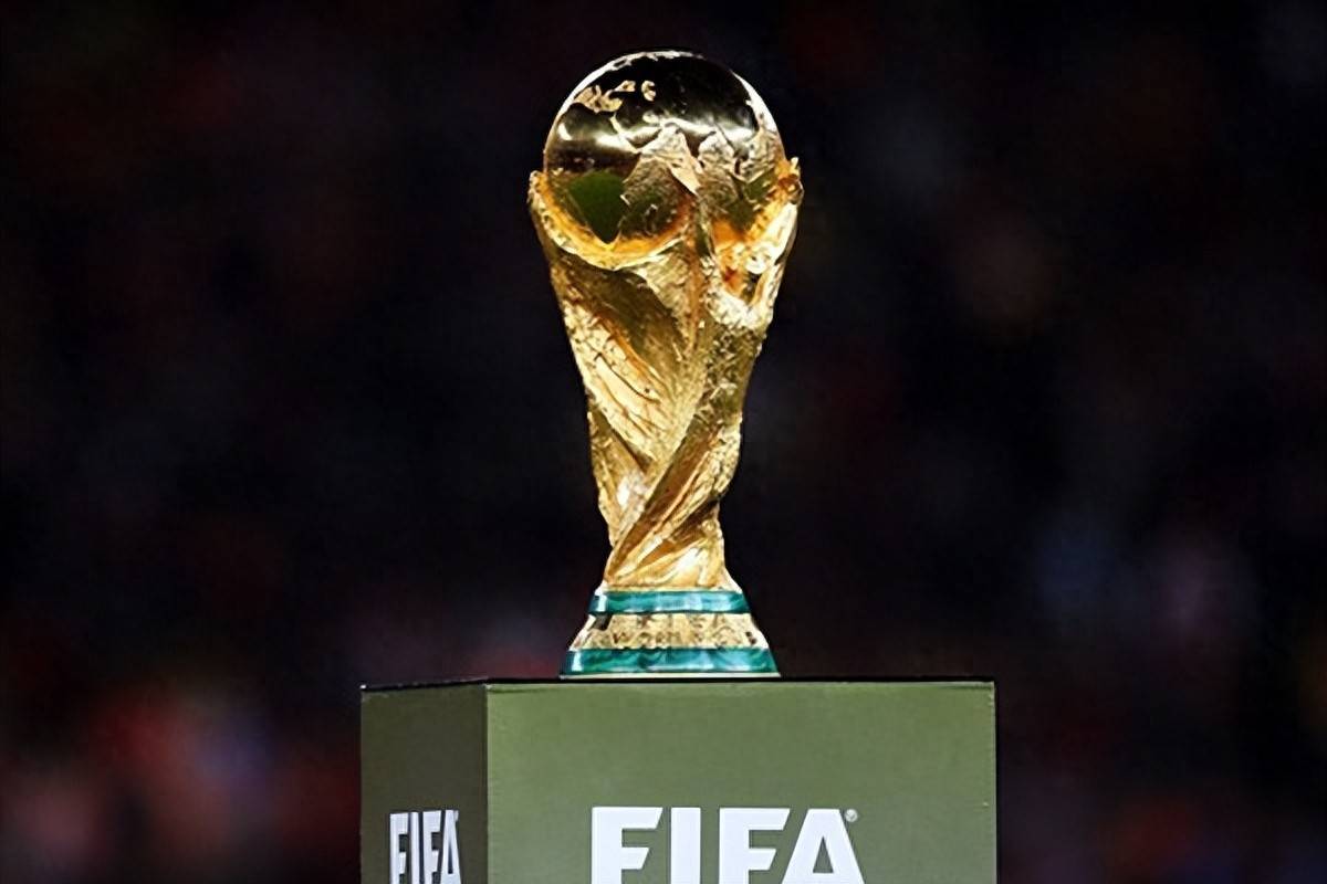 尔锋霸亚历 尔锋霸亚历